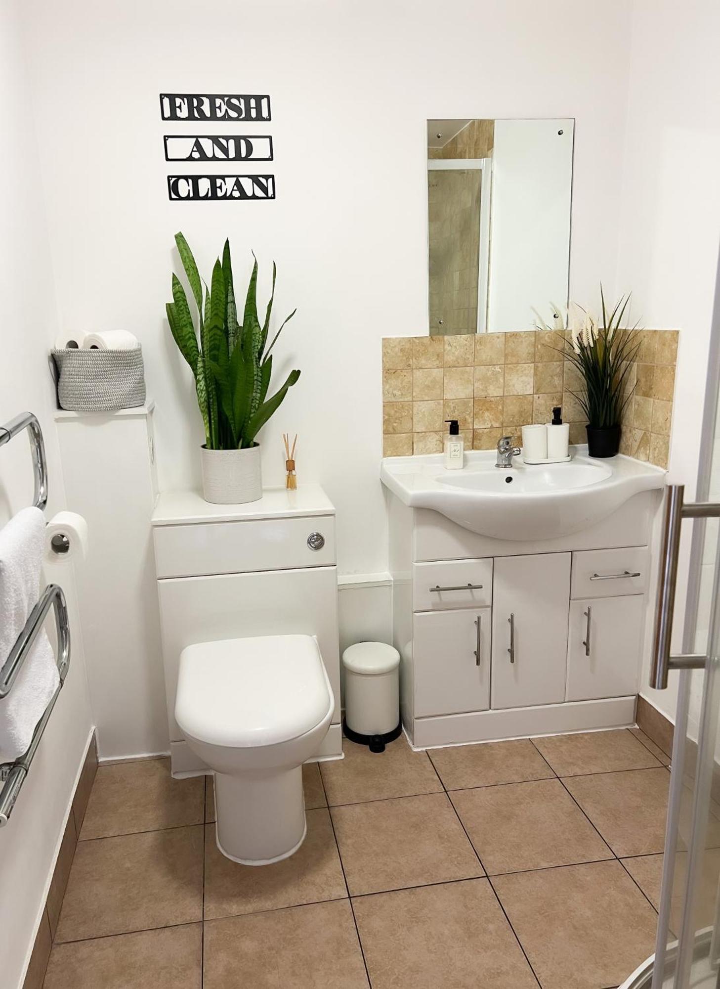London Stylish 1 Bedroom Apartment エクステリア 写真
